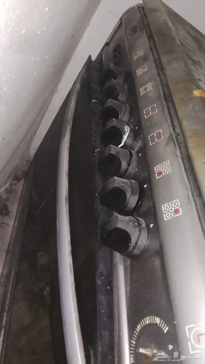 فرن حالتة مستعمل الاغراض ناقصة والبيع على حالتة كما موضح 1