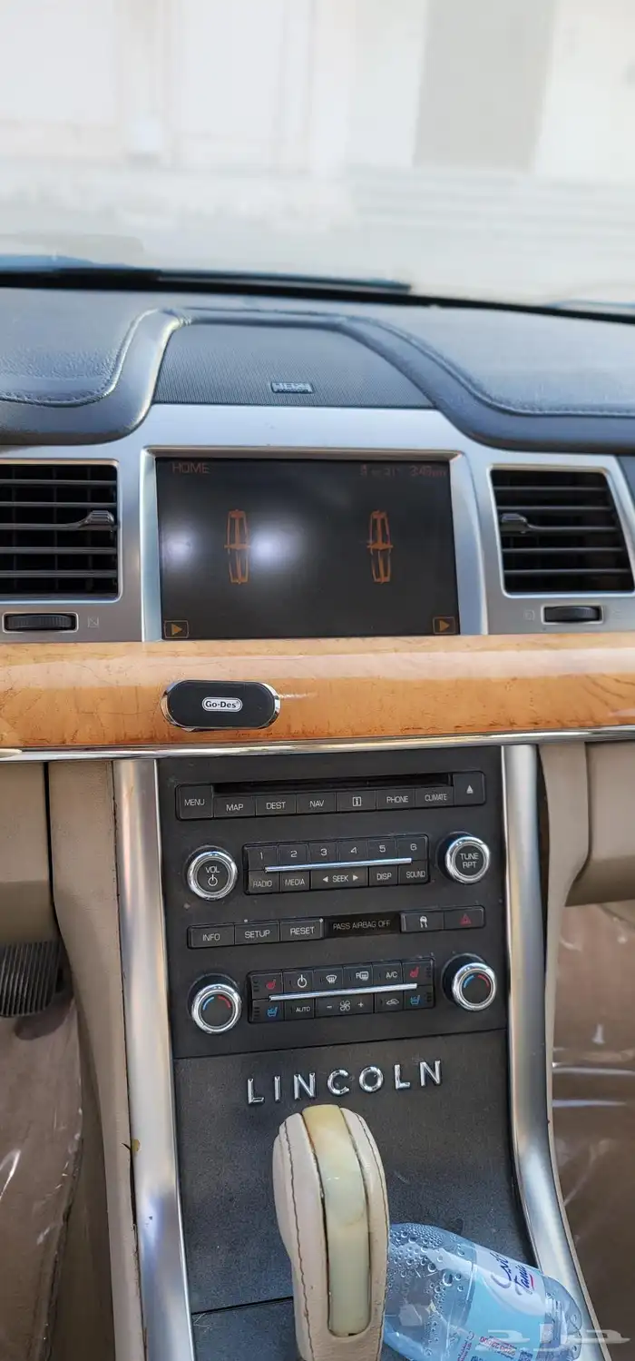 للبيع لينكولن mks 2009 12