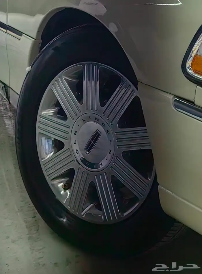 جنوط اصلية لينكون تاون كار 2003 2011 5