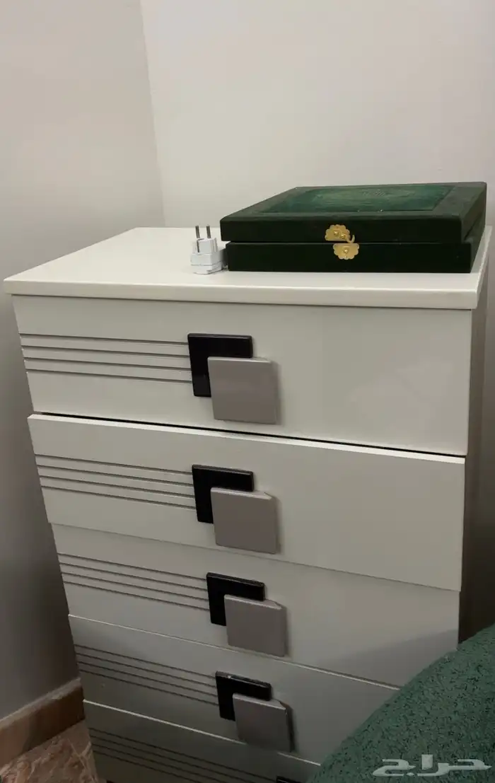 اثاث غرفة نوم للبيع 3