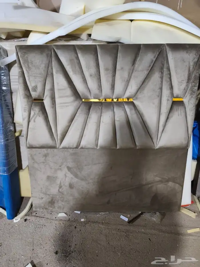 أس ر ة للبيع بحالة ممتازة 33