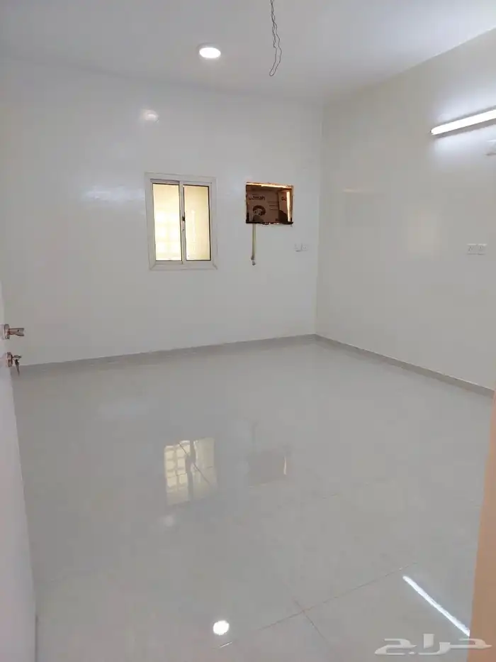 شقق عوائل للإيجار في حي الورود قمبوره قريب من دوار السيوف وا 9