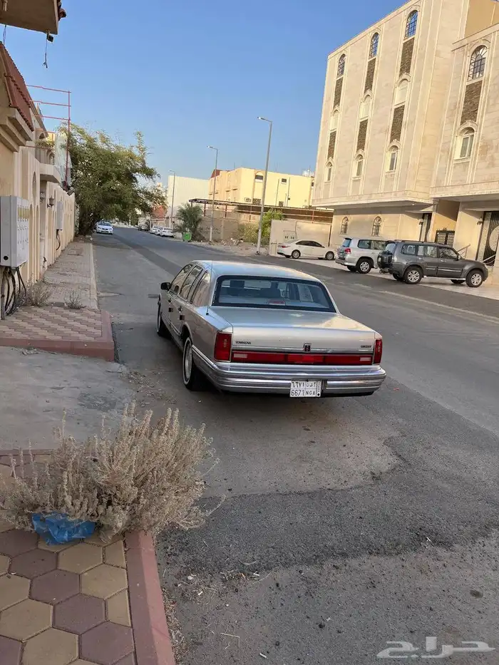 فورد لينكون تاون كار1990 مخزن للبيع 4