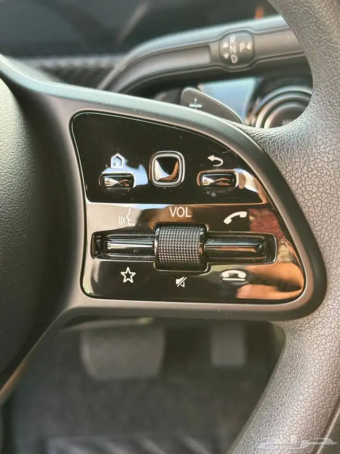 مرسيدس A220  تم التعاقد عليها بعمولة 1000ريال 15