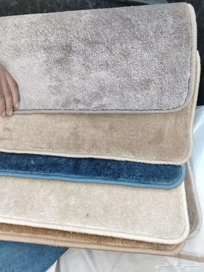 موكيت تركي وطني اماراتي ومشمع على شكل بركي بلاط مكاتب 50ف50 3