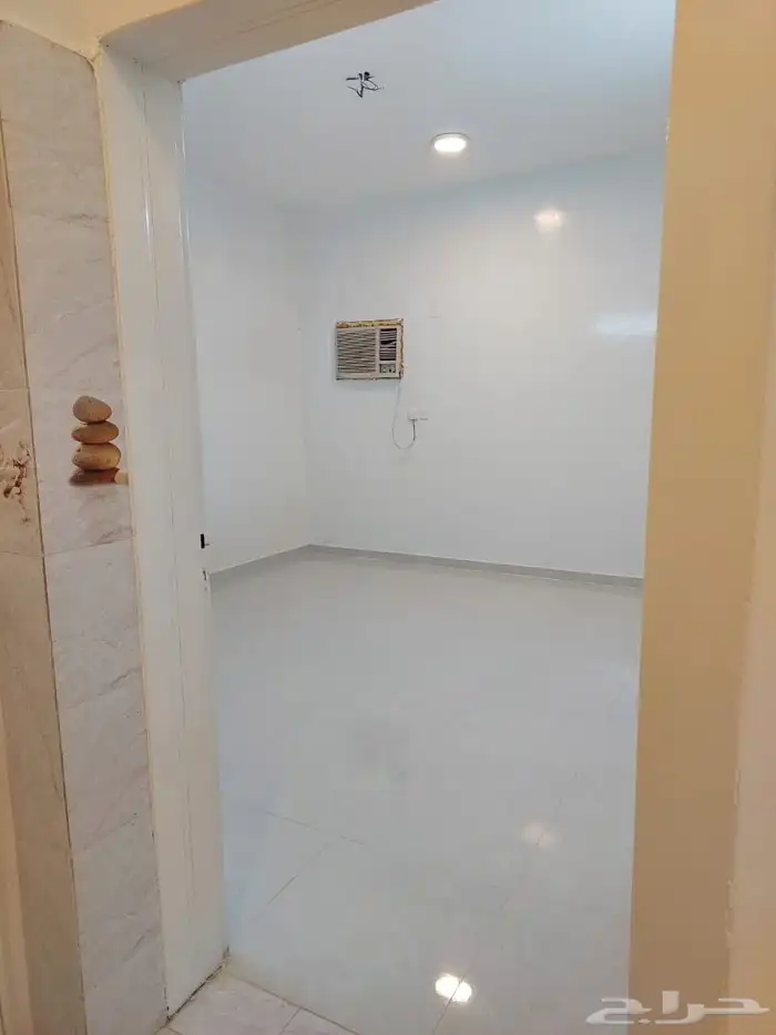 شقق عوائل للإيجار في حي الورود قمبوره قريب من دوار السيوف وا 8