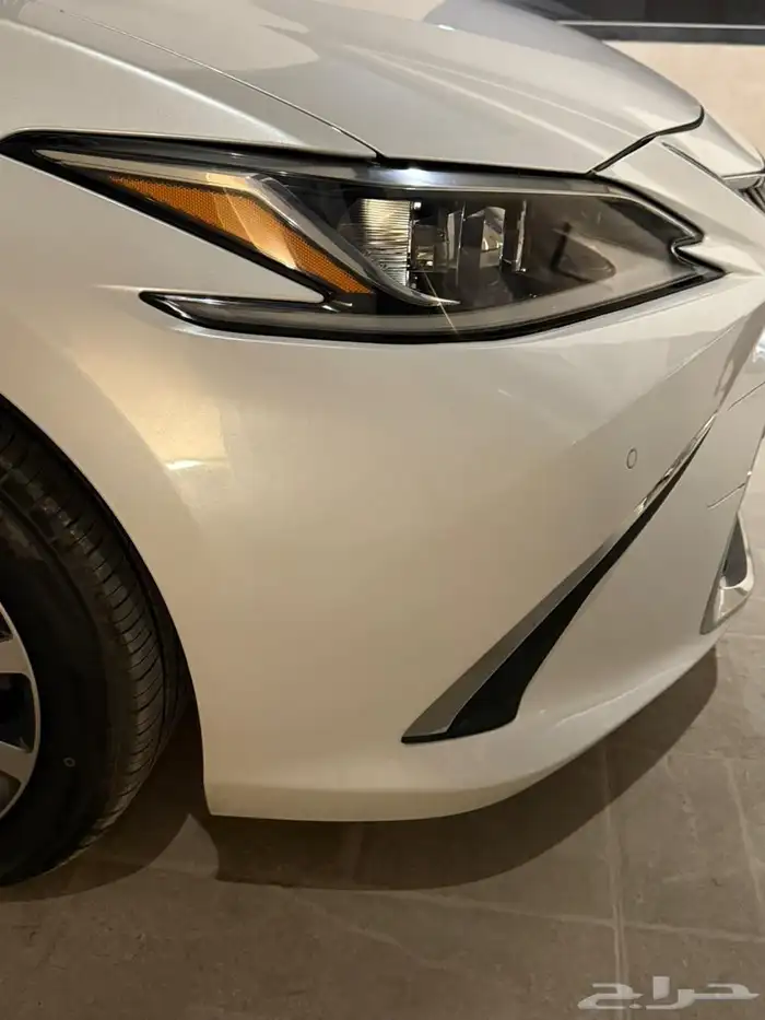 لكزس 2021 نظيف وممشى قليل 35