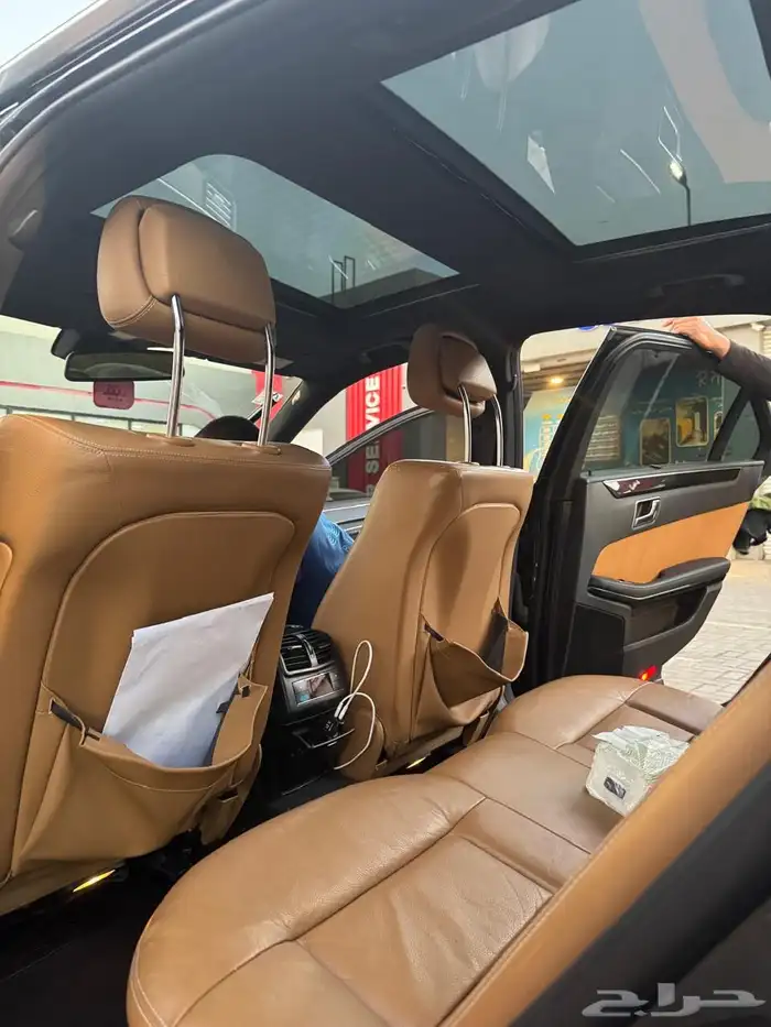 مرسيدس 300 E 12