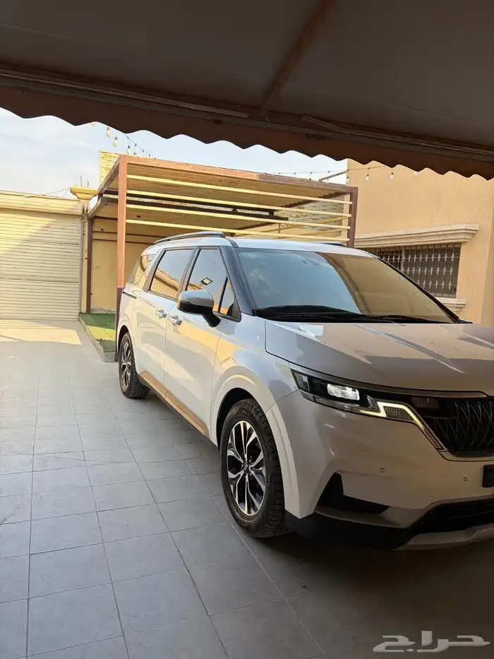 كيا كرنفال 2021 ديزل 10