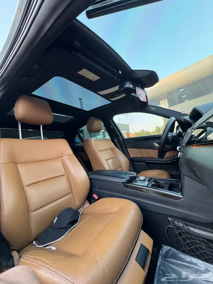 مرسيدس 300 E 9