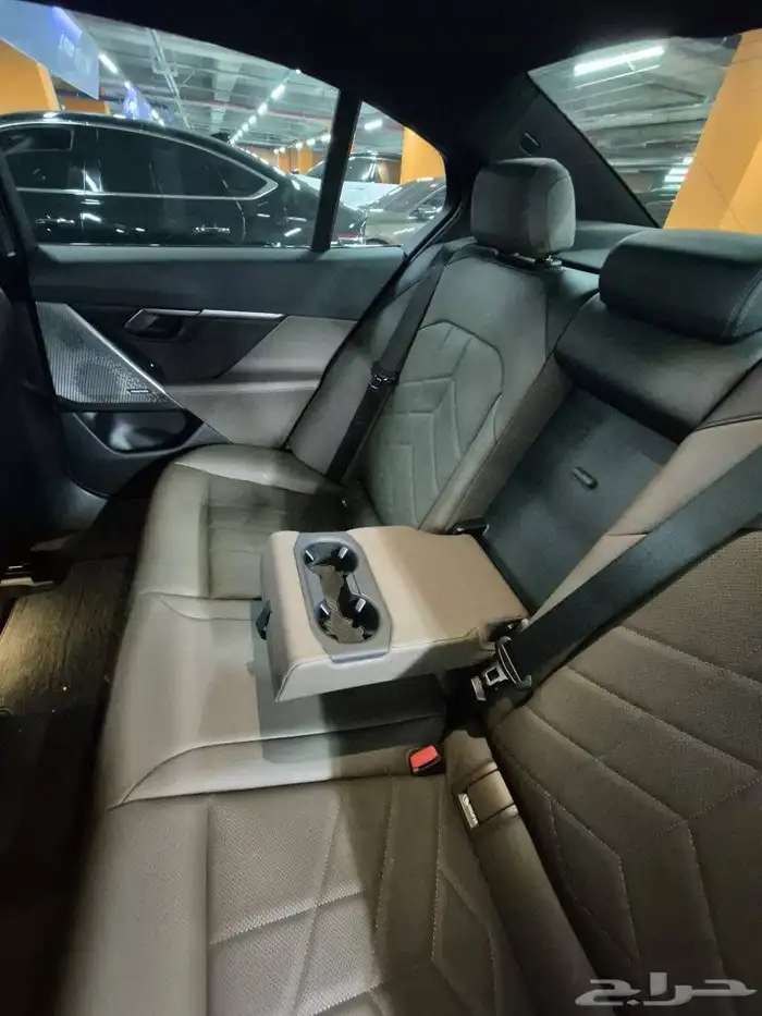 BMW 520i M Sports 2024 وارد كوريا 23