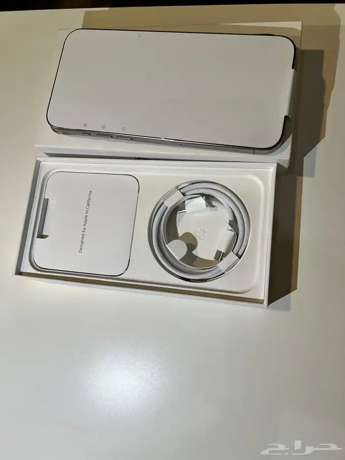 ايفون 15 برو ماكس 256 قيقا جديد تيتانيوم 0