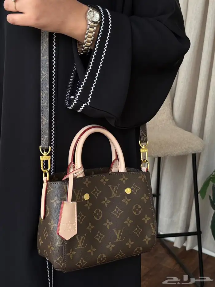 شنط لويس فيتون ماستر 9