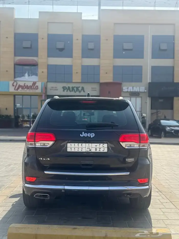 جراند شيروكي ساميت 2015 12