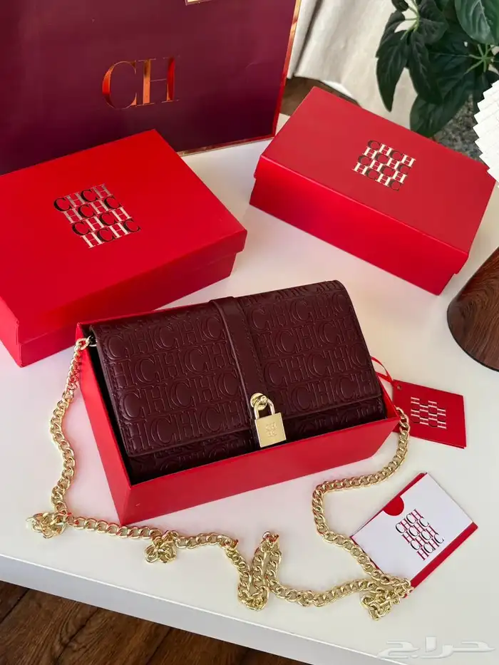 شنط ماركات 32