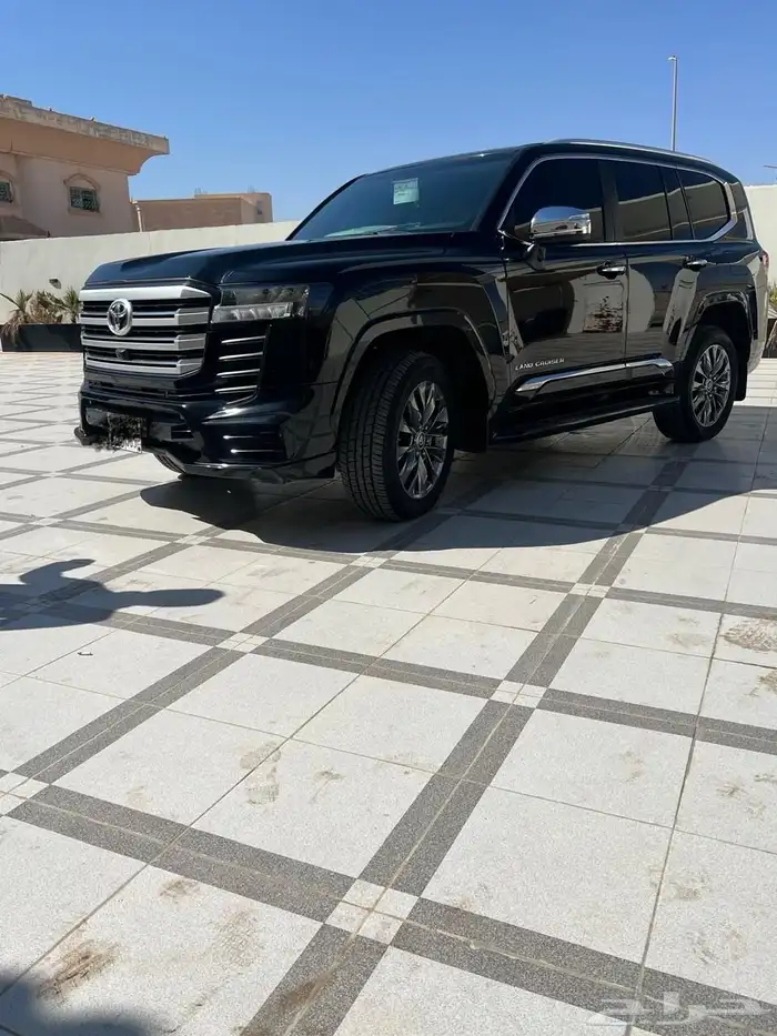 لاندكروزر 2023 3