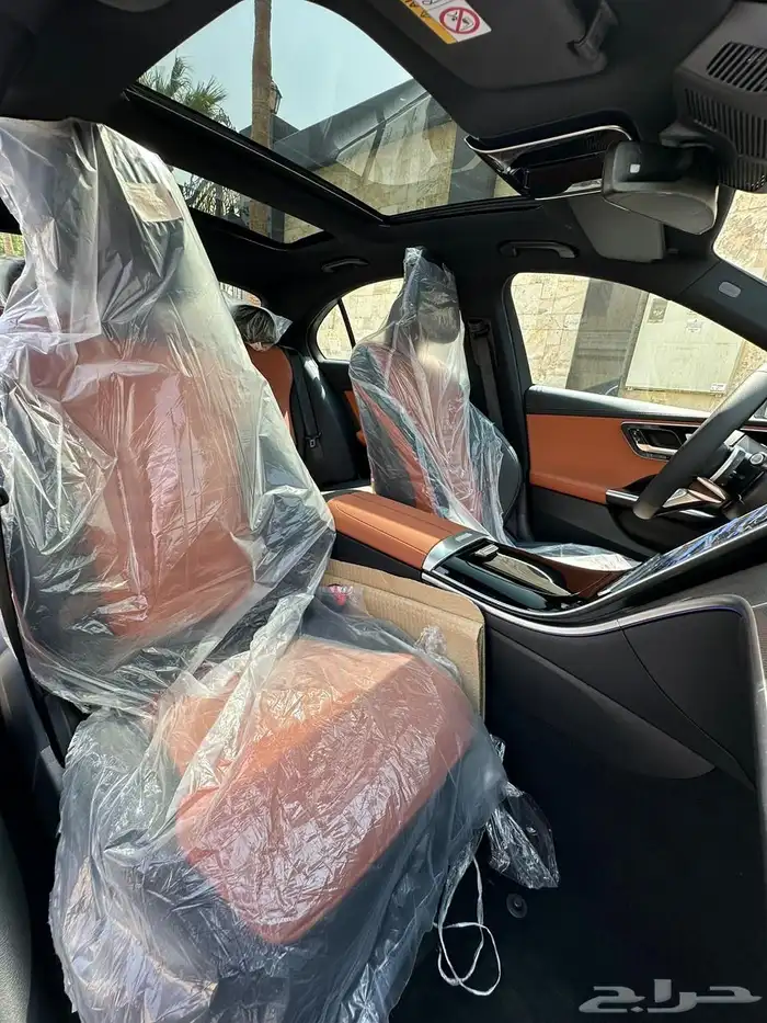 مرسيدس AMG C200 2025 12