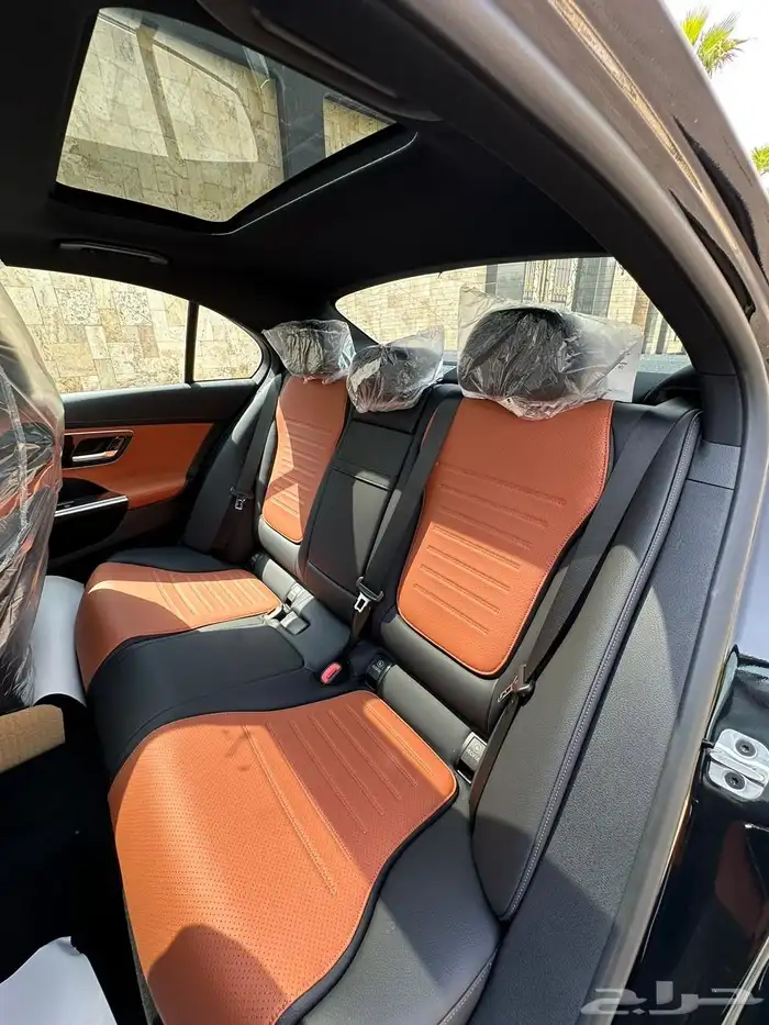 مرسيدس AMG C200 2025 11