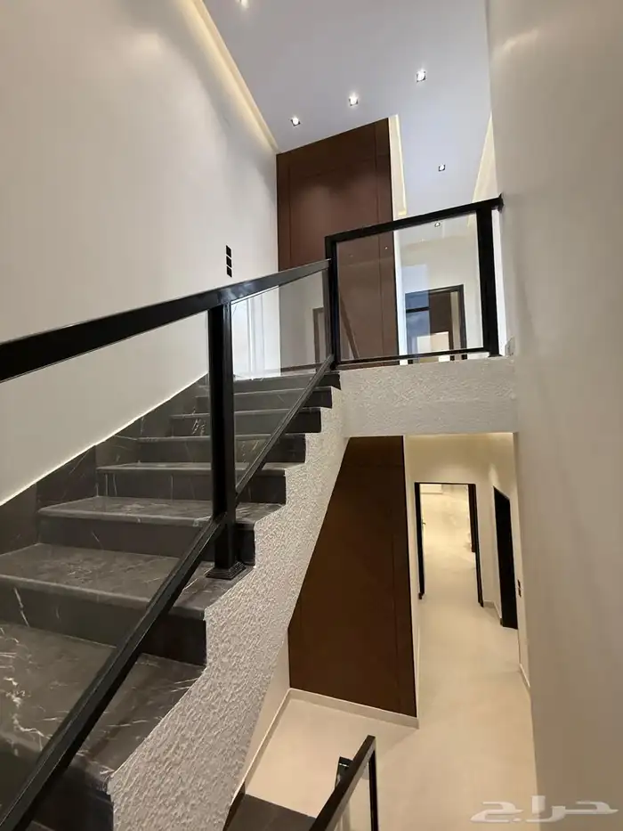 للبيع شقق ادوار أرضيه وشقق روووف بالمحاله ابها 5