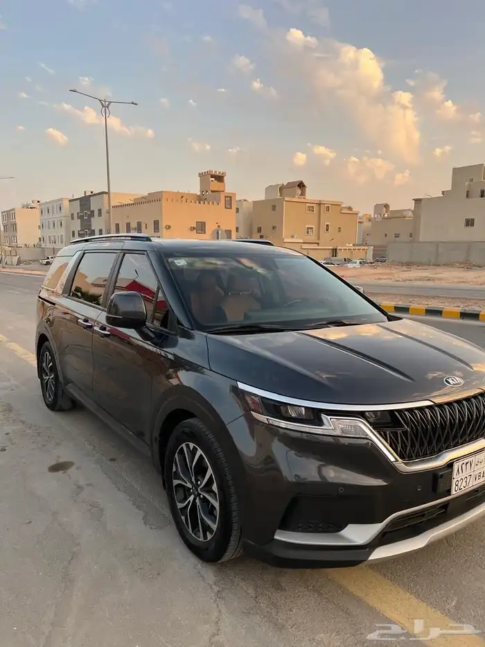 كيا كرنفال ديزل 2021 2