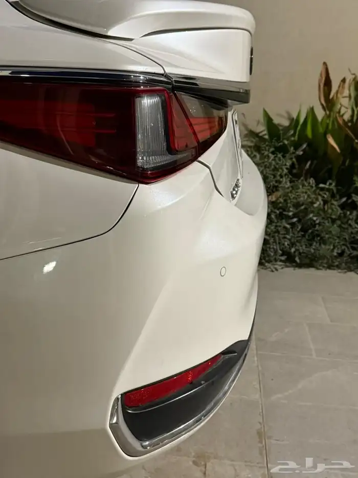 لكزس 2021 نظيف وممشى قليل 30