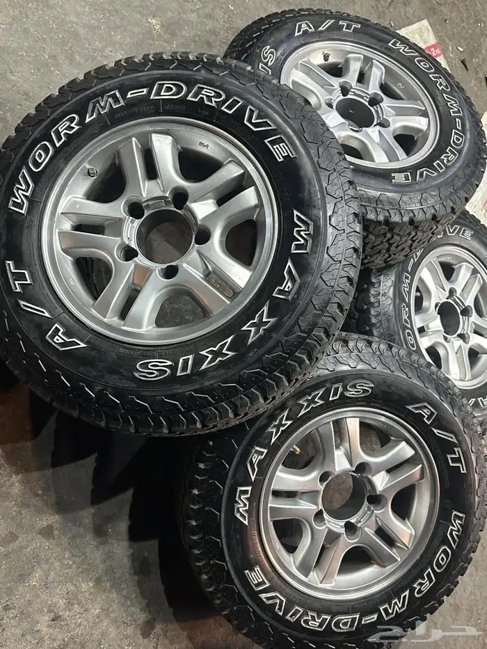 جنوط لكزز الحميد معا كفرات ماكسس مقاس 255 70 16جيب ربع شاص 0