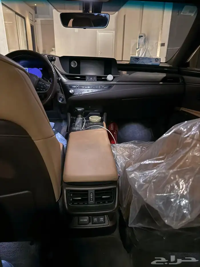 لكزس 2021 نظيف وممشى قليل 51