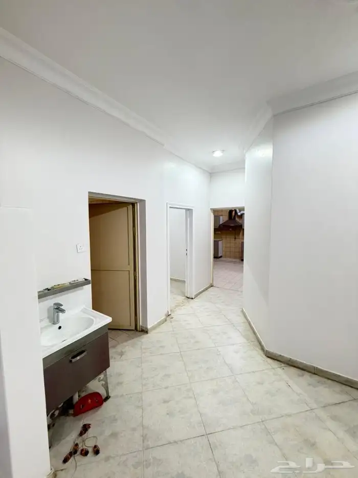 للايجار شقه بحي اشبيليه 4غرف ب38الف 14