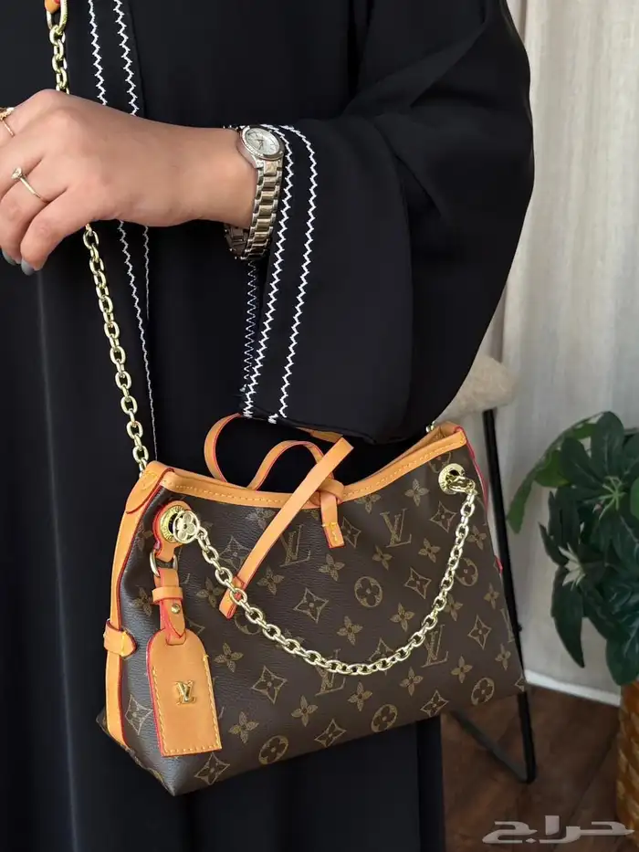 شنط لويس فيتون ماستر 10