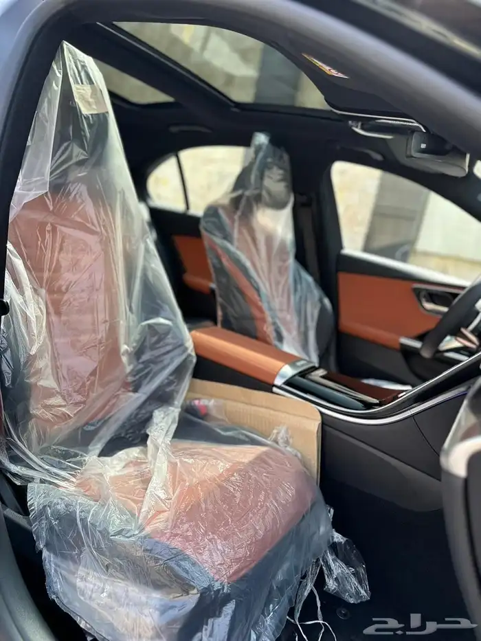 مرسيدس AMG C200 2025 10