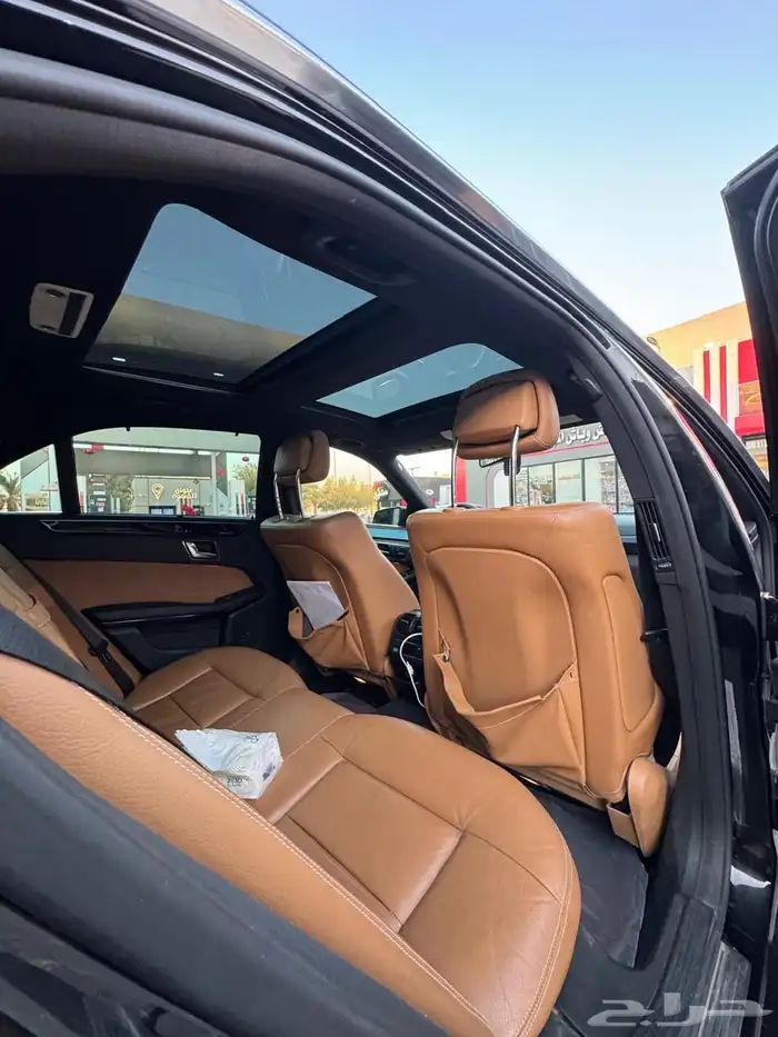 مرسيدس 300 E 7