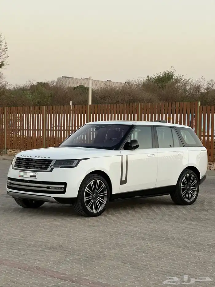 رنج روفر فوج 2022 خليجي موجودة بدبي 1