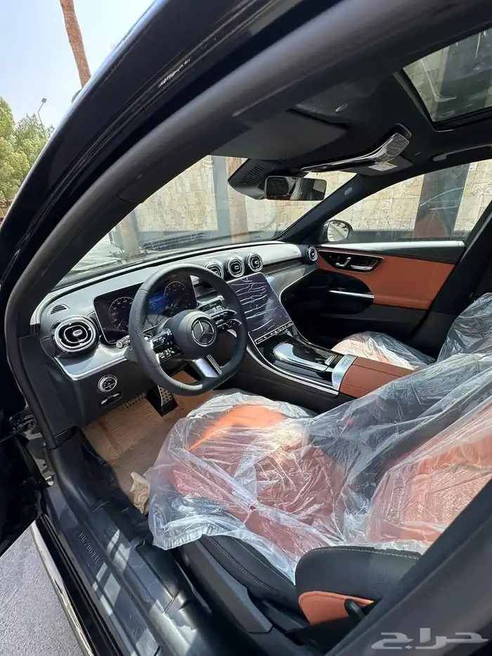 مرسيدس AMG C200 2025 4