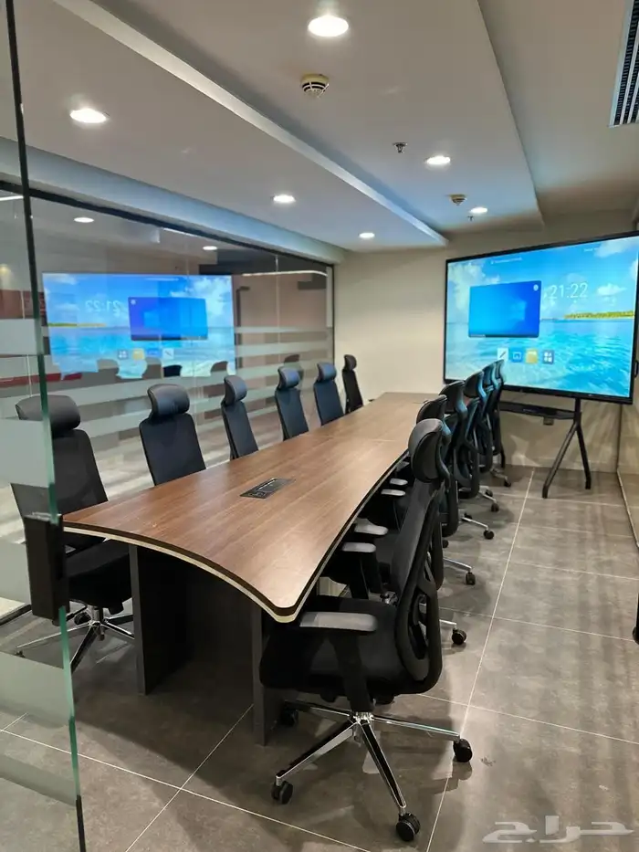 مكاتب للإيجار 2