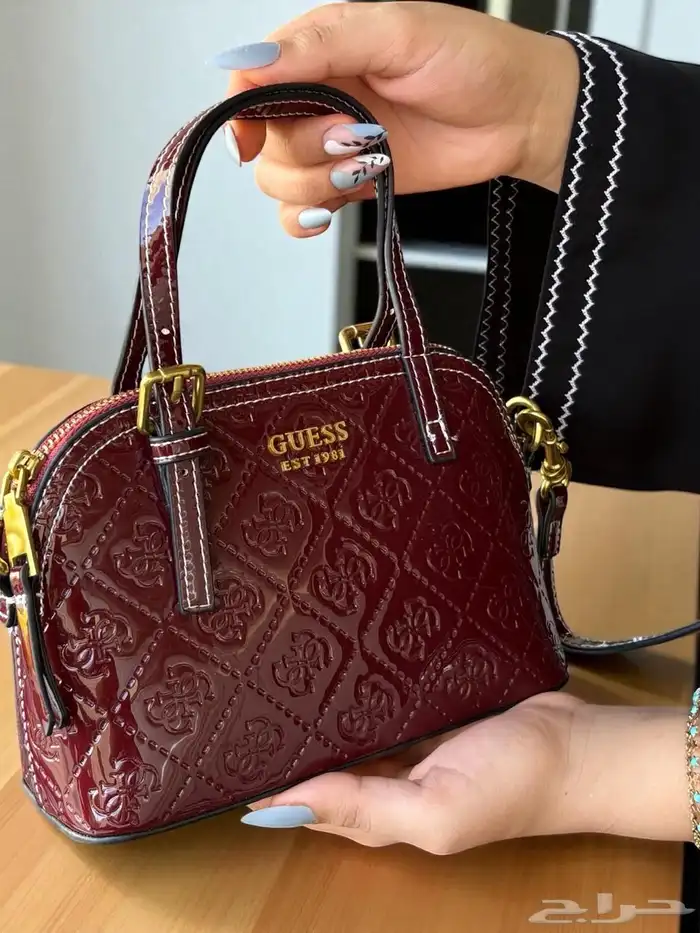 شنط ماركات مع الملحقات شامل التوصيل للمنزل 1