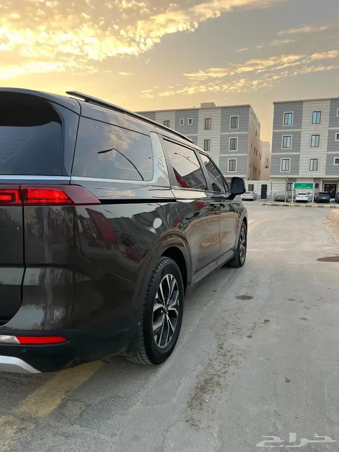 كيا كرنفال ديزل 2021 4