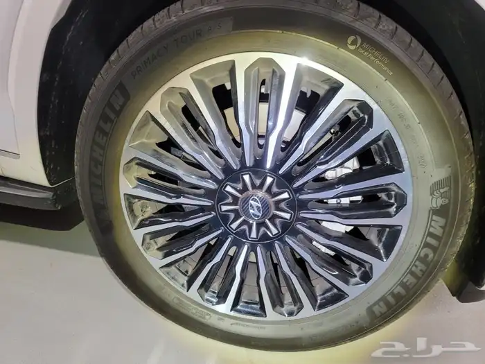 باليسيد ديزل كاليجرافي موديل 2021 دبل 7 ركاب داخلي اوف وايت 19