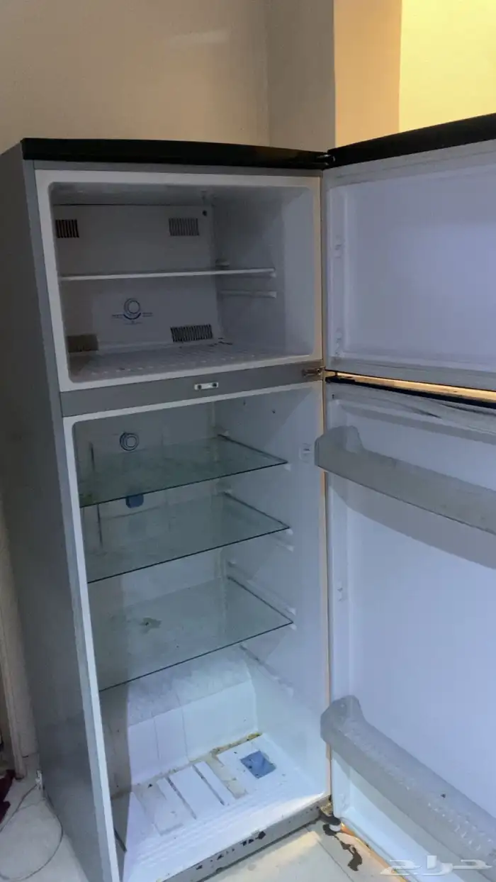 ثلاجه شركه (دانسات) مستخدم 0