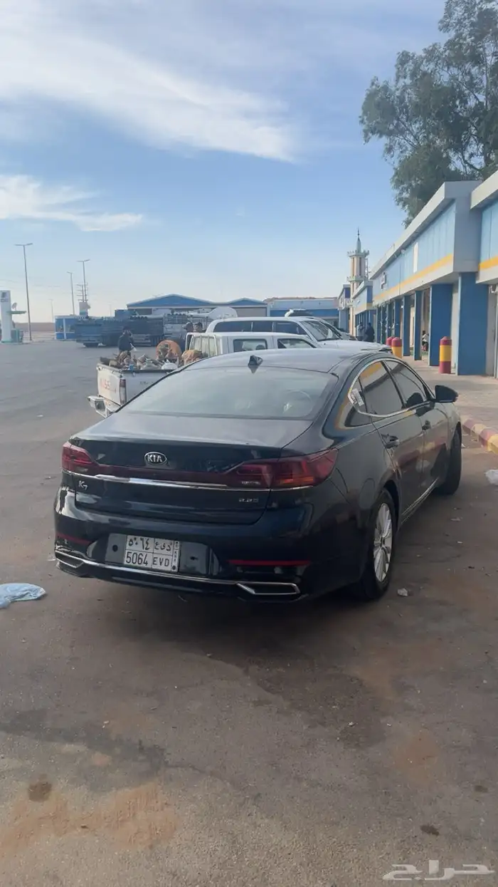 كدنزا 2020 ديزل على السوم للبدل مفحوص ومجدد السياره نظيفة 3