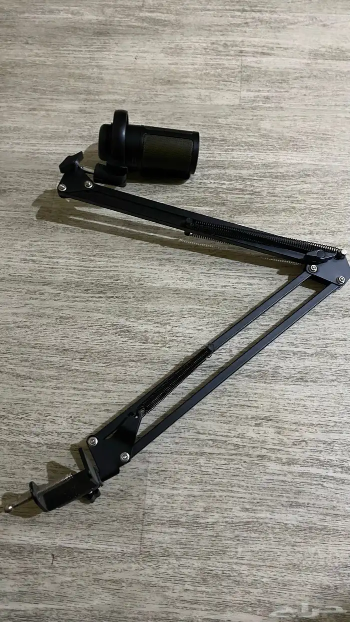 مايكme6s مع ستاند 1