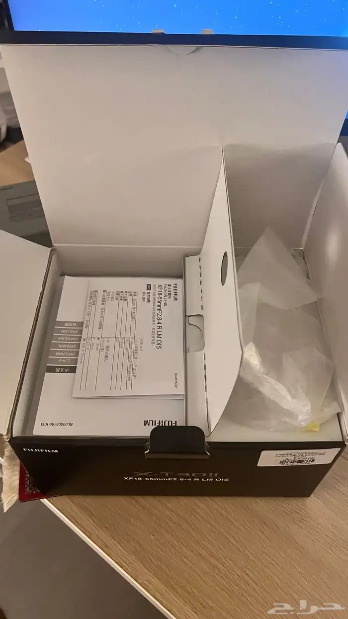 كاميرا فوجي مع عدستين جديدة ونظيفة   XT-30 II 8