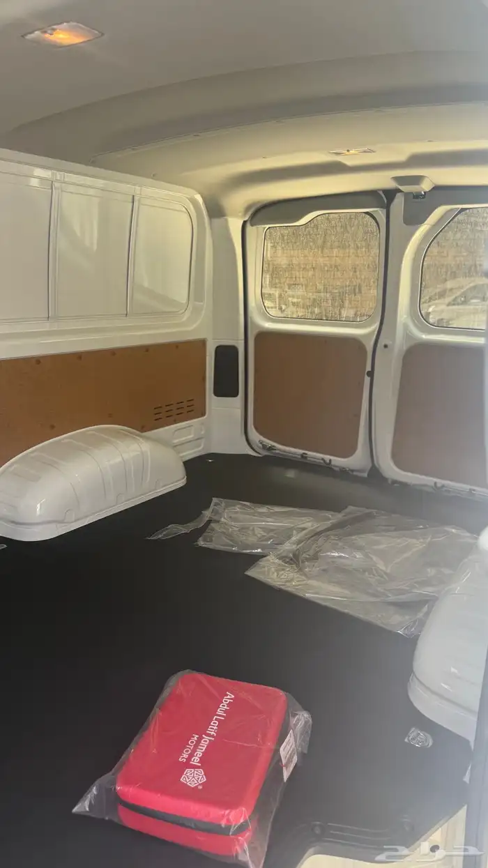 عرض خص باص بضاعة هايس 2026 سقف منخفض ديزل قير اوتماتيك 5