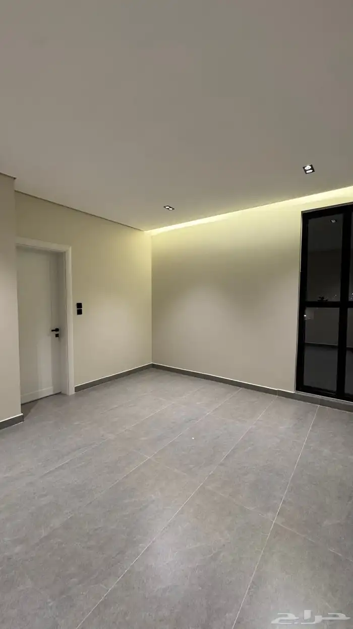 تبحث عن دبلوكس انيق ومودرن ووذيف بسعر 710الاف 22