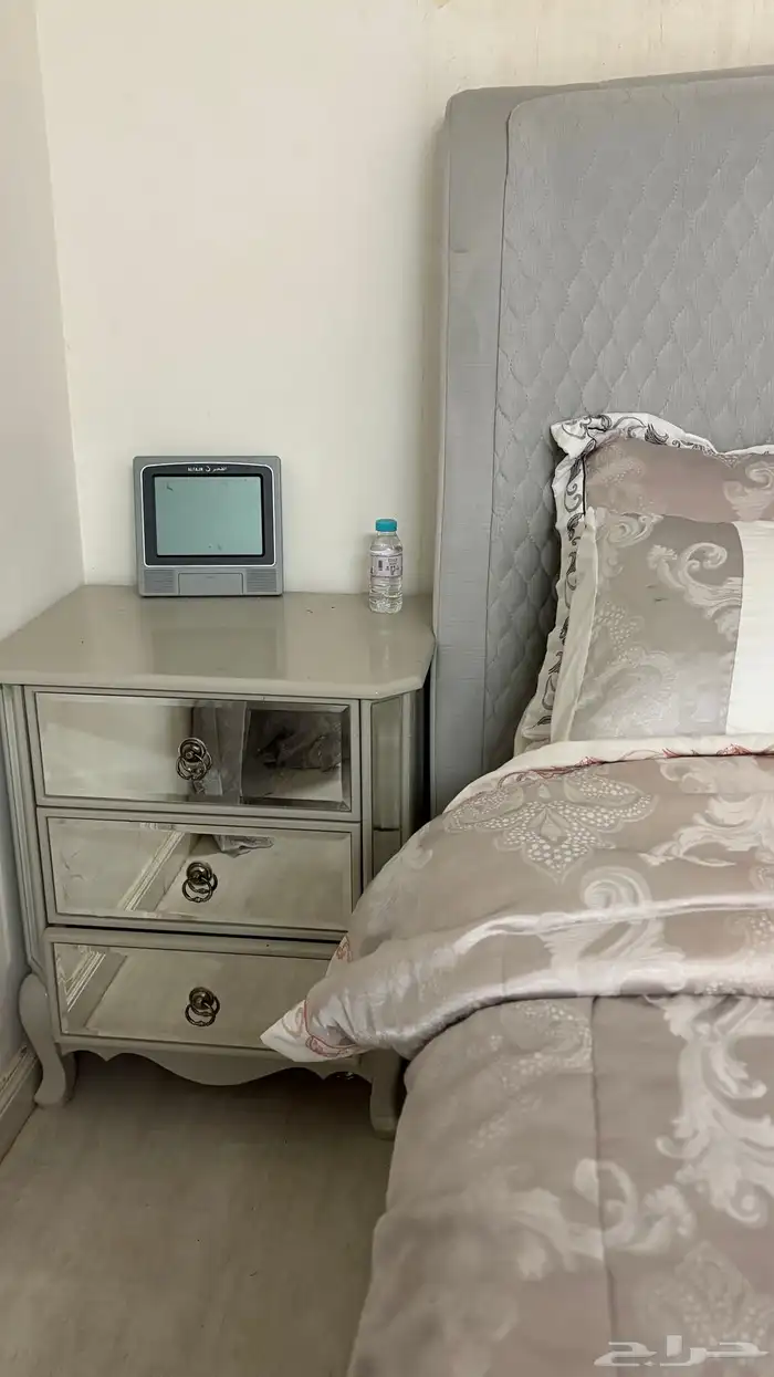 غرفة نوم للبيع بالكامل 3