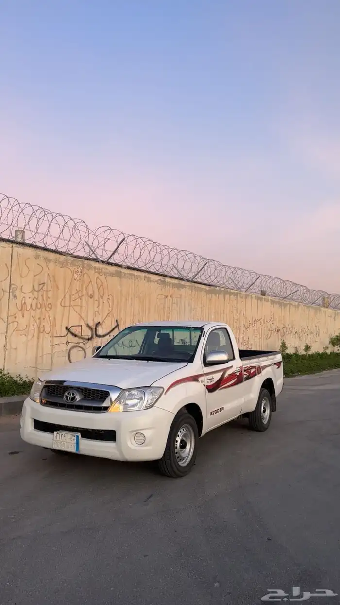 هايلكس 2007 للبيع 8