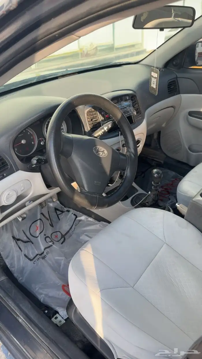 اكسنت قير عادي 2011 4