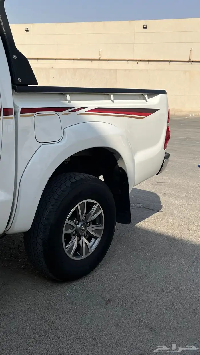 هايلكس دبل قير عادي 2015 14