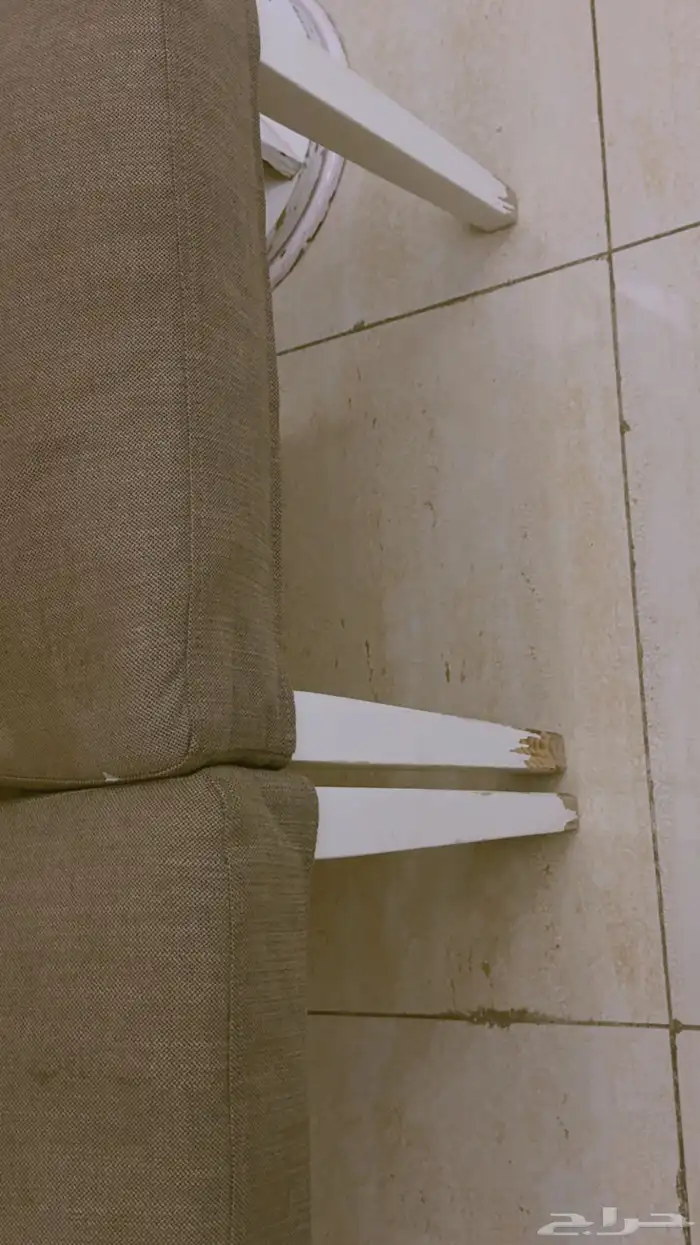 كرسي طاولة 1