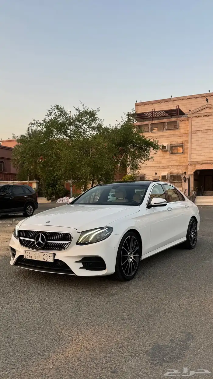 مرسيدس E300 2017 0