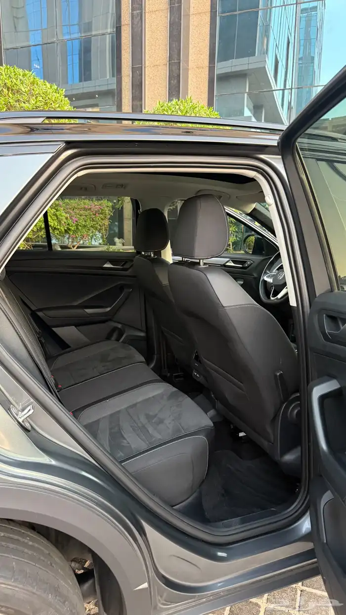 فولكس واجن تي روك 2023 12